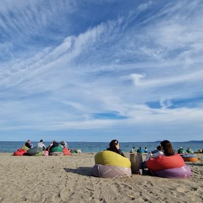 MbhMay's profile picture. Life through songs/movies/poems