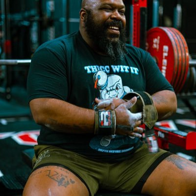 pull_mybeard's profile picture. New but not improved.  blackest powerlifter in Wisconsin