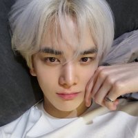 유리.ᐟ (@bbangkyuuz) 's Twitter Profile
