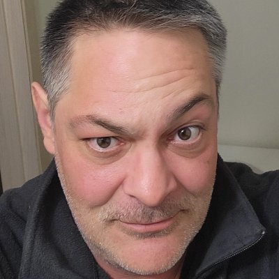 ChazBloom_WA's profile picture. I Realized that negative online energy had been affecting me and changing me.  Getting rid of social media accounts that fed me garbage and starting over.