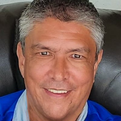 Cardiólogo intervencionista, educador, fotógrafo de aves. RT no necesariamente implica que esté de acuerdo con todo el contenido.