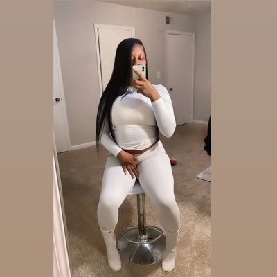 ughhhh instagram holding nuts so I’m here 😌