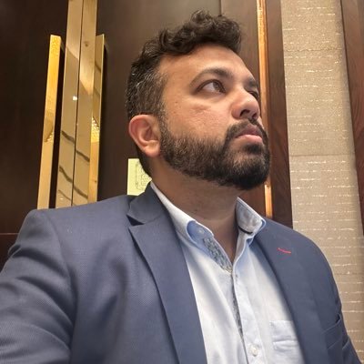 Data professional,Meditator, Quizzer, Father and Curious Cat. I don't have a personality, I just like a bunch of TV shows (Seinfeld, CYE, Mad Men, The Sopranos)