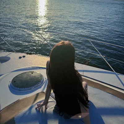 slanejill's profile picture. Exploring life, love, and everything in between 💕🌍