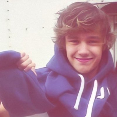 maroonzjm's profile picture. now + forever ❯❯❯❯