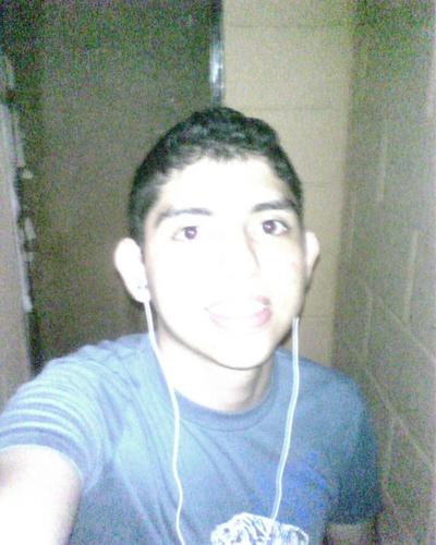 93Rccm27793's profile picture. 