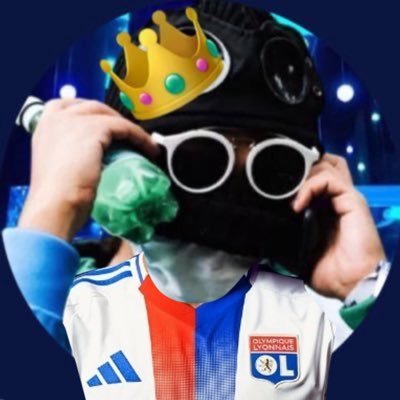 Twittos qui parle de ce qu’il aime : ⚽️ & 🎥 &🎵 Olympique Lyonnais, JoJo et Holger Rune fan account❤️💙🦁