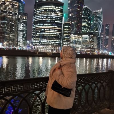 فموعدنا غدًا في دارِ خلدٍ...بها يحيا الحنونُ مع الحنونِ💗')
Ex-STEMer 20' || Medical Student-RUDN