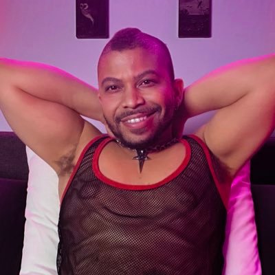 #NSFW CONTENT 18+ Only • You can call me SIR • Married to @markochancho • @ChanchoBoys • DM to Collab😈𖤐🤘• Gay Adult Content Creator • Los Angeles🌴