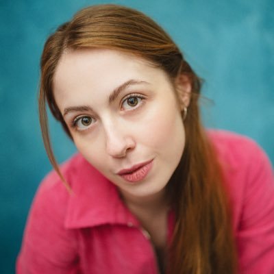 Actress 🎭 | East15 Grad | British | I love tea, Christmas and all things pink! ☕️🎄💕 Here’s to the fools who dream. She/Her