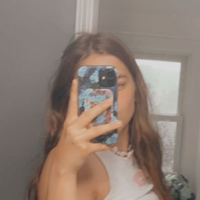 shayleesharp1's profile picture. stream fwb 😚 love leads to change