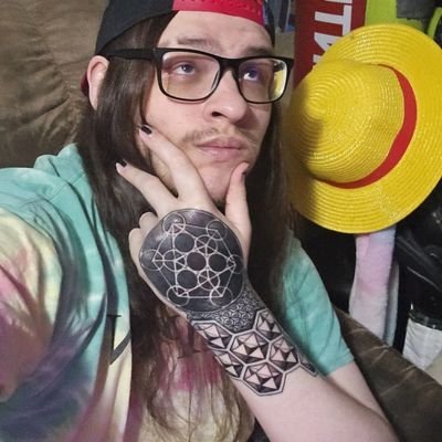 31, AudHD, Twitch Affiliate,
MDNI🔞+(no noodles) 4/20 friendly,
He/They, Cat daddy of 14, Streamer💻Gamer
Twitter for the twitch channel Tommygoesrawr!