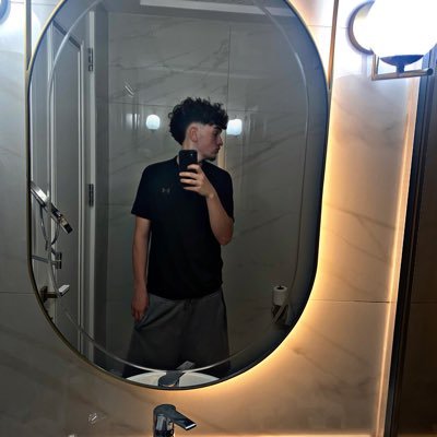 nnnxxivcrpt's profile picture. 