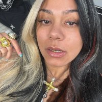 kbooo (@karrahbooo) 's Twitter Profile Photo