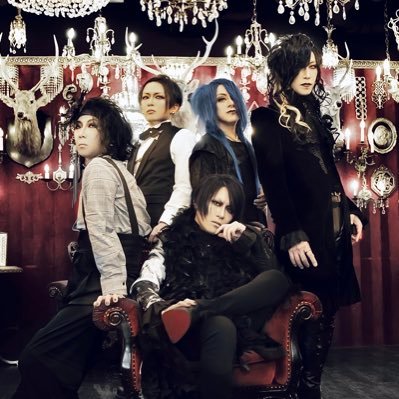 RNM_0FFICIAL's profile picture. Vo:AKIRA @akira_RNM Gt:SIN @sin_taso Gt:Nakanishi @kingyo0119 Ba:Ka-no @luvdbynone Dr:HAKUYA@hakuya_kouichi Information:rename.true@gmail.com