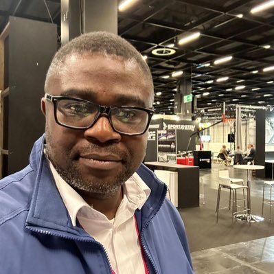 Titulaire de la marque « Mpoto-Plan » Président du Conseil Fondation Chris Dinganga 🇨🇩🍀 | Président engagé, représentant symbolique et diplomatique.