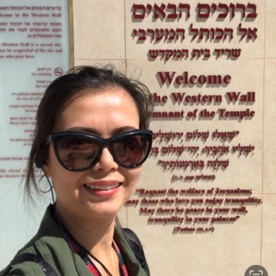 iammariab15's profile picture. I can do all things through Christ who strengthens me. ~ Philippians 4:13🙏💛💙🩷