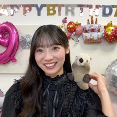 乃木坂46の熱狂的ファン。元推しメンは西野七瀬。ライブが大好きで、いつも応援しています!音楽とダンスが大好きな大学生です。
