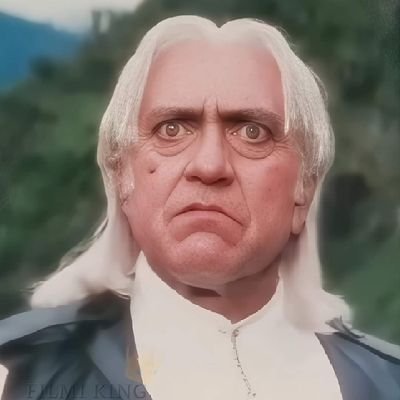 raxataliey0702's profile picture. 