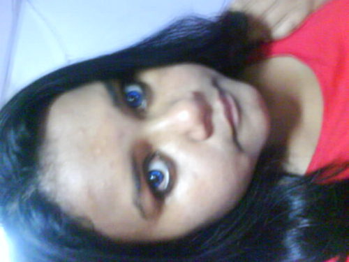 hy .. i'm sasha , i so single . my age 14 years old .. i'm stay at melawati .. please follow my twitter okey .