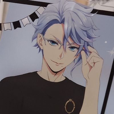 コスプレ初心者の♂🔰
ツイステ/あんスタが特に好きです🥰
BLもいけます(^∇^)
推しはあんスタは桃李くん、マヨイくん、ユメちゃんでツイステはイデアくんとアズールくんです💕
よろしゅう~🤗
無言フォローするかもです💦