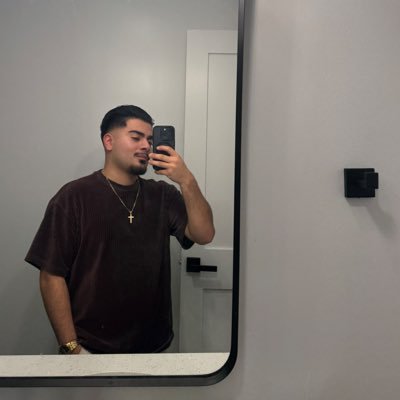 edgaritiss's profile picture. 