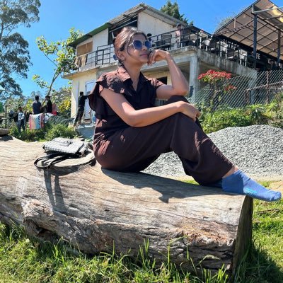 #Trader📈 #Yoga🧘♀️ #digitalmarketing👩💻 Follow Me For Original Gujarati Vibes ✨ @rashminpatel405❤️