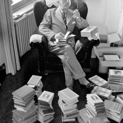 drsahr's profile picture. 