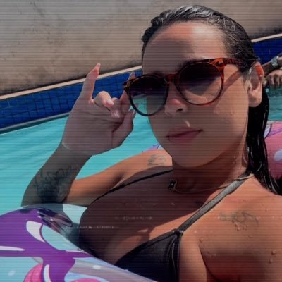 bi_lopess's profile picture. zeni 🌻 / tor4 ❤🤞🏻