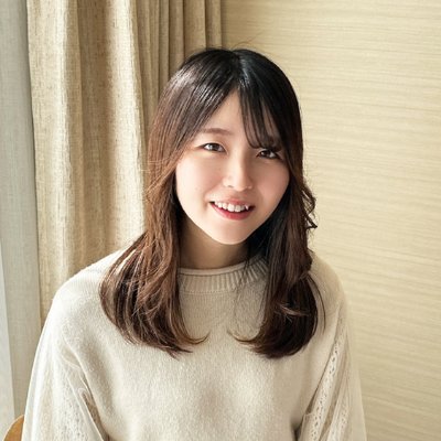 届けたい相手へ真っ直ぐ伝わるデザインを|デザイナー歴3年目|業務委託3社|サムネ1000枚・チラシ30枚以上制作実績| 1996年|鹿児島在住📍|フリーランスデザイナー|ポートフォリオはこちら👇|お問い合わせはDMまたはポートフォリオサイトよりお願いいたします。