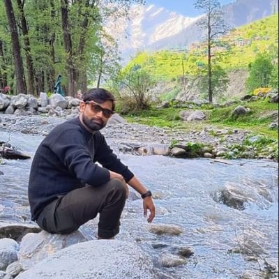 ThakurPrateet's profile picture. cricket lover❤️
Indian 🇮🇳 
Socialist ❤️
journalism ✍️
Politics is an instrument of Socio-Economic reform.

जय श्री राधे रानी की ❣️