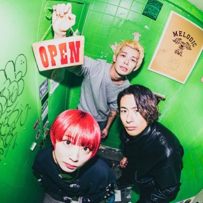 Tokyo Melodic Punk Ba.Vo(@riko_de8) Gt.(@taiyo_love_2p) Dr.Cho/(@kbt_nosebloom)