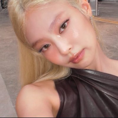 jnkbearr's profile picture. for the one and only Jennie Kim