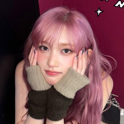 𝓦ritten by a fan   :    a young judy with a tempestuous beauty and enthrall grace. Folks called her, the eternal beauty leeseo