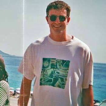 calumafts's profile picture. E embora vivam convosco, não vos pertencem. Podeis outorgar-lhes vosso amor, mas não vossos pensamentos, Porque eles têm seus próprios pensamentos.