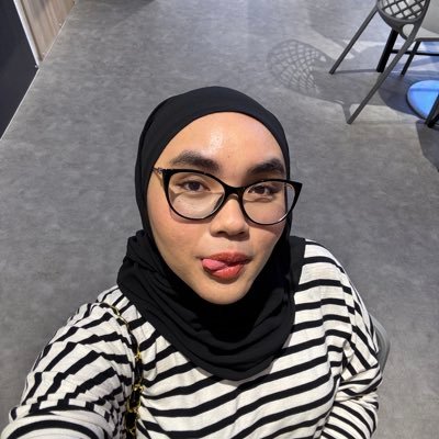 httpsalty's profile picture. what chu lookin at? 👀