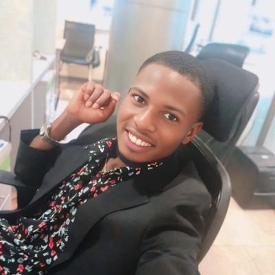 OnojaSimon121's profile picture. 