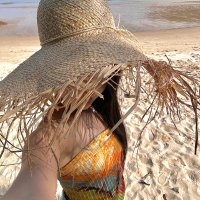 Esther (@zcl_tasd) 's Twitter Profile
