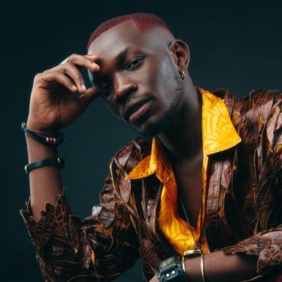 Song Writer | Singer | Instrumentalist | Producer 🕴️LISTENING PARTY TICKETS ⬇️