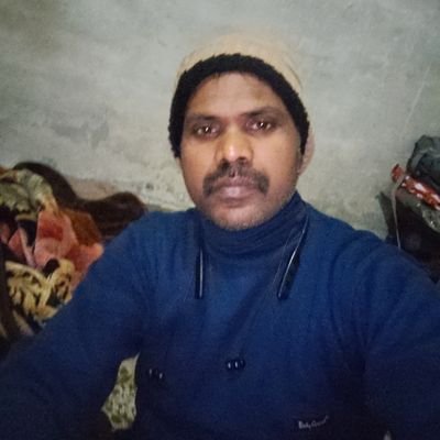 कुछ नशा है केशरिया की आन का
कुछ नशा है मात्रभूमि की शान का
लहरा देगे हम भगवा पूरे भारत में
क्योंकि है ये नशा श्री राम के सम्मान का