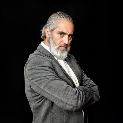 President @letshelplebanonngo Owner @creativemedialb @checkinrealest | Senior Graphic Designer | Photographer | SM Specialist | Actor @georgeskhabbaz Theatre