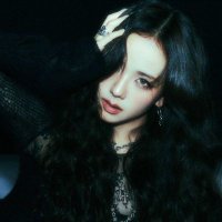 Mona (@monadarling01_) 's Twitter Profile