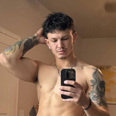 SynergeticWeb's profile picture. Click 😈👇🏻