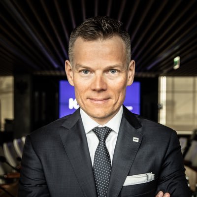 Przewodniczący Komisji Nadzoru Finansowego/Chair of the Board of the Polish Financial Supervision Authority