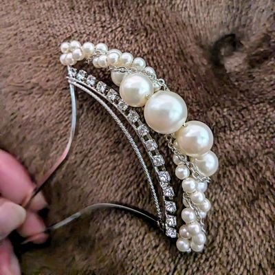 kyomi17's profile picture. \\アラフォーからの本気ケア✍//
黙っていたら歳だけ日々更新...なんてもったいない！
40〜50代の悩み、一緒に解決していきましょ☺️🫶
美容8割・心に栄養2割!
美容好き!!いいな！って思うことどんどん語ります💕
#美容垢さんフォロバします
使い切りコスメも紹介してます♪