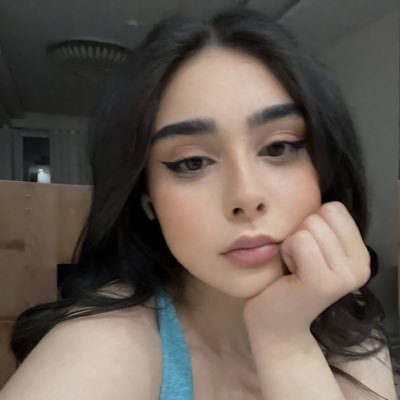 Literalelahe's profile picture. No biography available