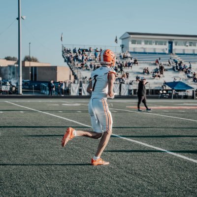bryson_maddox's profile picture. Class of 26’ | 6,4 185 WR/ATH | Clinton high school | 3 Star | NPA | 4.5 40 time