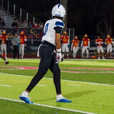 Class of 2026 6’ 180 ||| Lakeland Christian School ||| 3 sport athlete🏈🏀⚾️/ATH, PG, SS,OF,PO/3.9 GPA Phone: (813) 585-3848