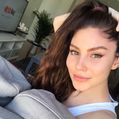 Mary_900128's profile picture. Every day is a new beginning!