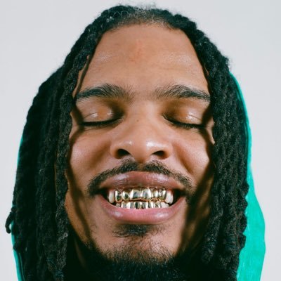 willienocaps's profile picture. black joy he/him